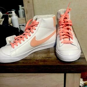 white and pink nike blazers